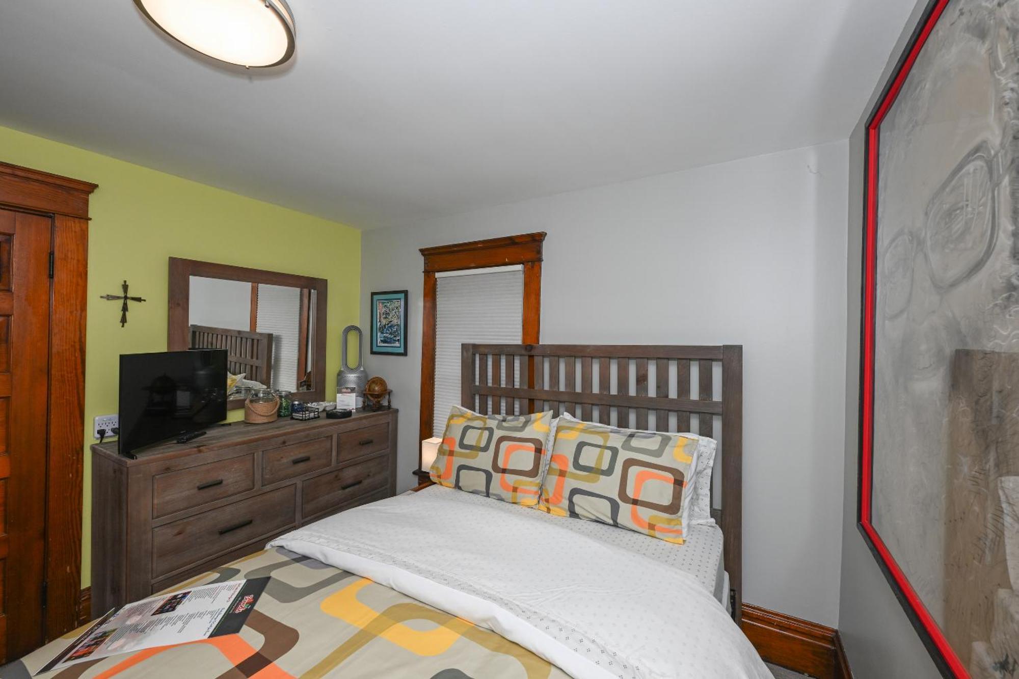 Berrodin Bed & Breakfast Akron Exterior photo